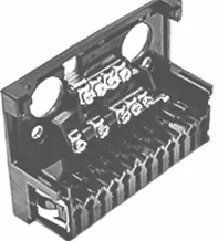 sokkel voor relais LOA 24 en LOA 25 Siemens