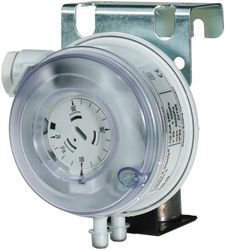 drukverschilopnemer Siemens 20-300Pa 0-10V QBM81-3