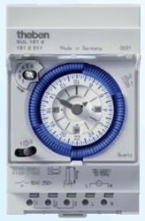 schakelklok 12-24h 230V