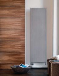 Sierradiator, Zehnder Radiapanel V, HxL=1800x280mm, 488W (75/65/20), wit RAL9016, aansluiting midden